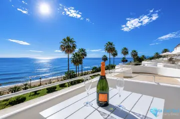 2 bedroom Apartment for Sale in Estepona-97759