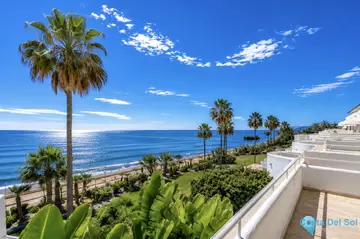 2 bedroom Apartment for Sale in Estepona-97760