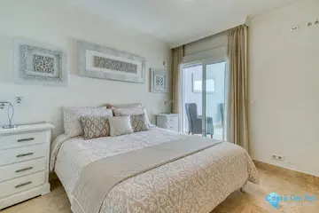 2 bedroom Apartment for Sale in Estepona-97770