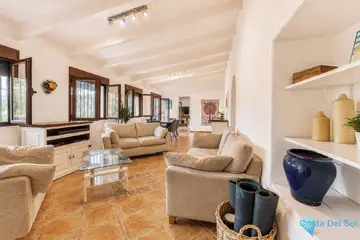 2 bedroom House for Sale in Alhaurín el Grande-97864