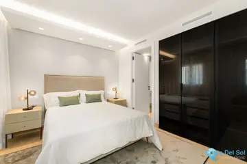 4 bedroom House for Sale in New Golden Mile-98042