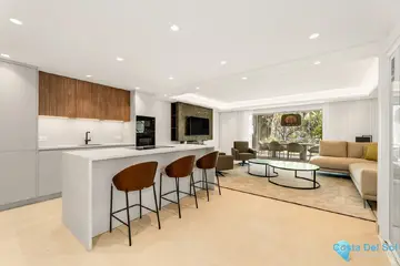 4 bedroom House for Sale in New Golden Mile-98033
