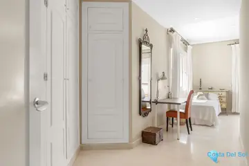 6 bedroom House for Sale in El Paraiso-98064