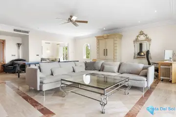 5 bedroom House for Sale in Benahavís-98098