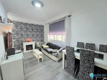 2 bedroom Apartment for Sale in Torremolinos-98683