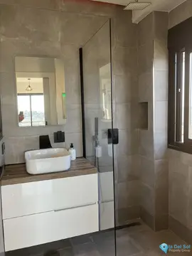 1 bedroom Apartment for Sale in Aloha-99087