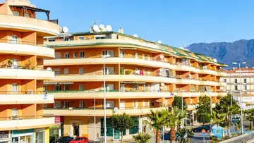 2 bedroom Apartment for Sale in San Luis de Sabinillas-99112