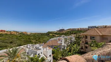 2 bedroom Apartment for Sale in La Duquesa-99379