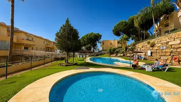 2 bedroom Apartment for Sale in Riviera del Sol