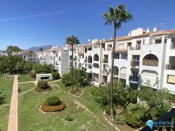 2 bedroom Apartment for Sale in Diana Park-99801