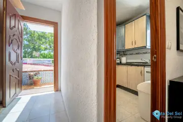 2 bedroom Apartment for Sale in Elviria-100001