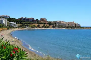 1 bedroom Apartment for Sale in Estepona-100033