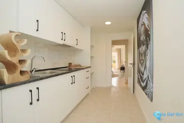 2 bedroom Apartment for Sale in Casares-100104