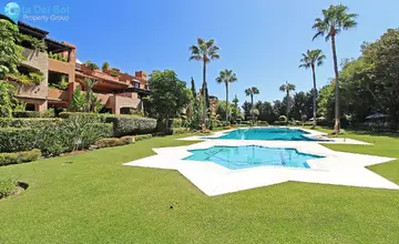 2 bedroom Apartment for Sale in Guadalmina Baja-3487