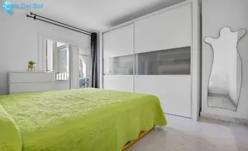 2 bedroom Apartment for Sale in Torremolinos-3663