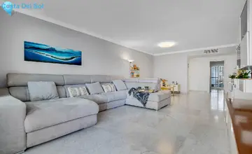 2 bedroom Apartment for Sale in Torremolinos-3655
