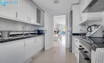 2 bedroom Apartment for Sale in Torremolinos-3661