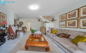 3 bedroom House for Sale in The Golden Mile-3874