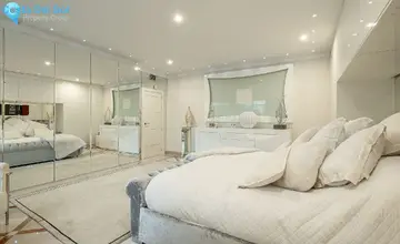 2 bedroom Apartment for Sale in Nueva Andalucía-4000