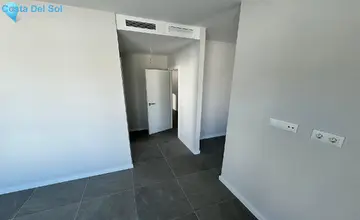4 bedroom House for Sale in Riviera del Sol-4018
