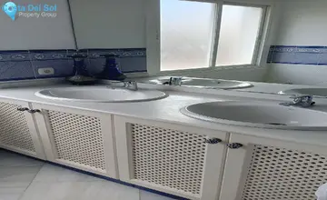 4 bedroom Apartment for Sale in Marbella-4391