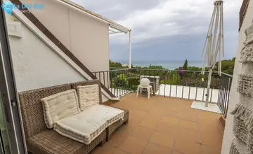 3 bedroom House for Sale in Estepona-4523