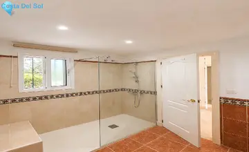 2 bedroom Apartment for Sale in Estepona-4539